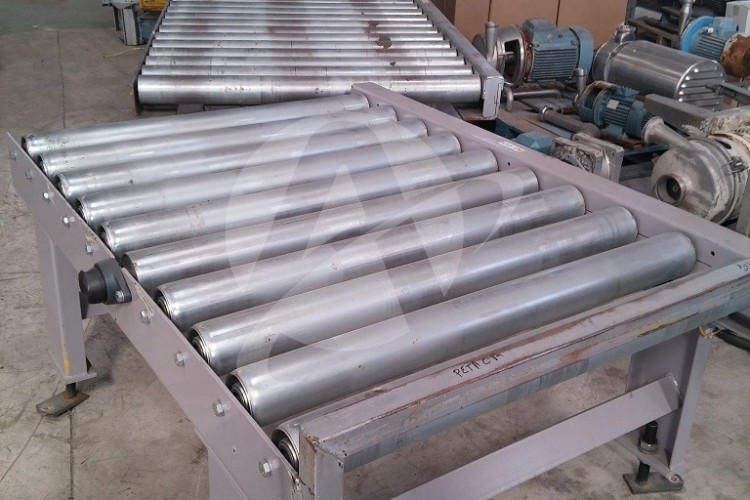 Picture of Roller conveyor with motor